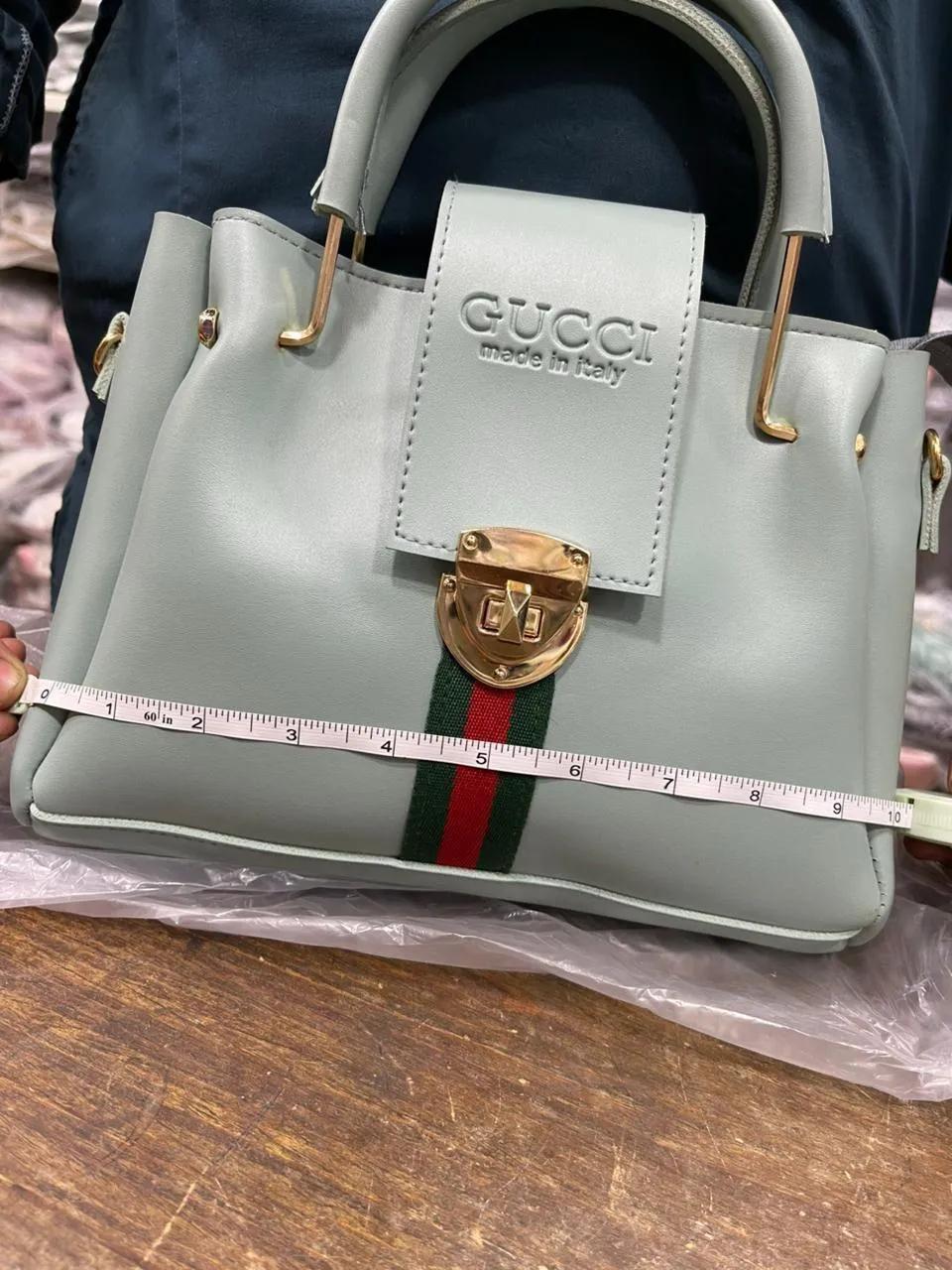 Elegant Women’s Handbag – Stylish & Spacious Everyday Bag