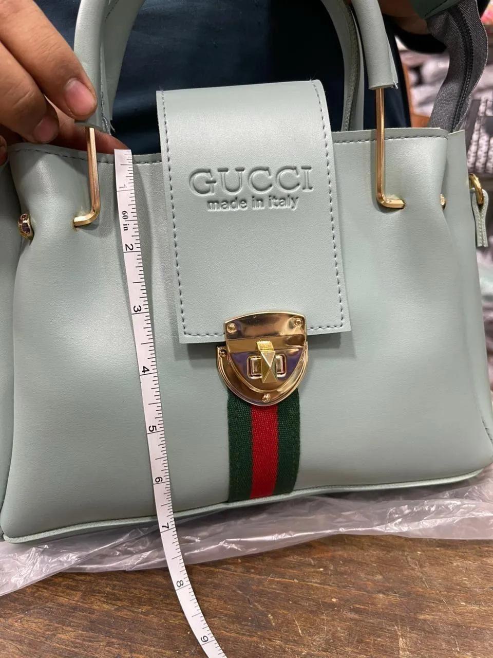 Elegant Women’s Handbag – Stylish & Spacious Everyday Bag